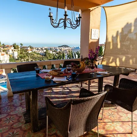 Вилла Meerblick Montgo-denia Дения